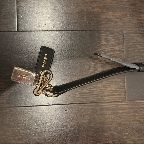 🍀Coach Black Leather Satchel - Picture 11 of 12